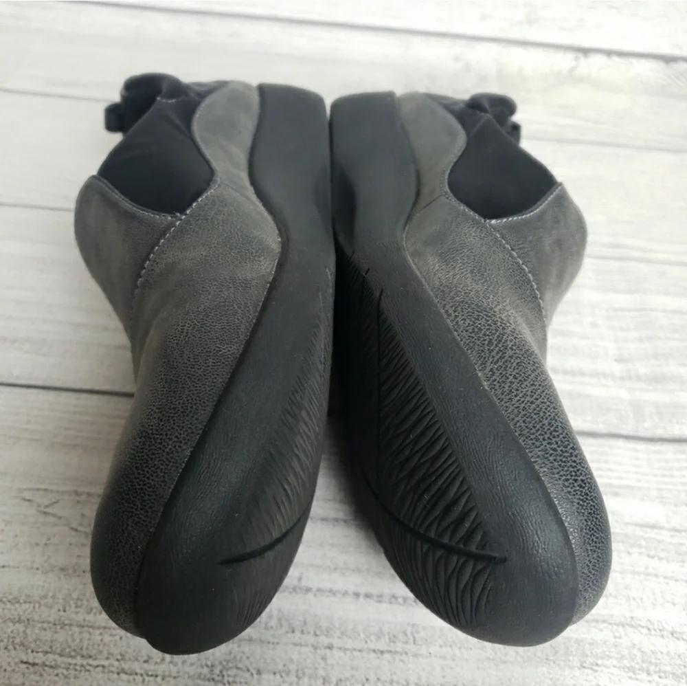 Cloudsteppers by Clark's Black Charcoal Slip-on Women's Sz 11 Shoes‎
